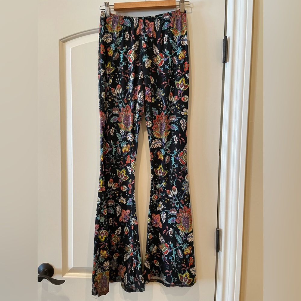 Flared leggings medium